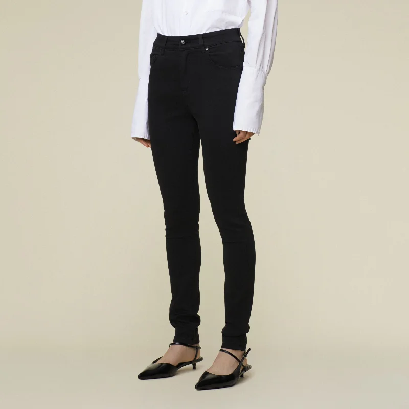 women's denim jeans for a day at the beachCelia Kilian Clean Noir - High Rise Skinny