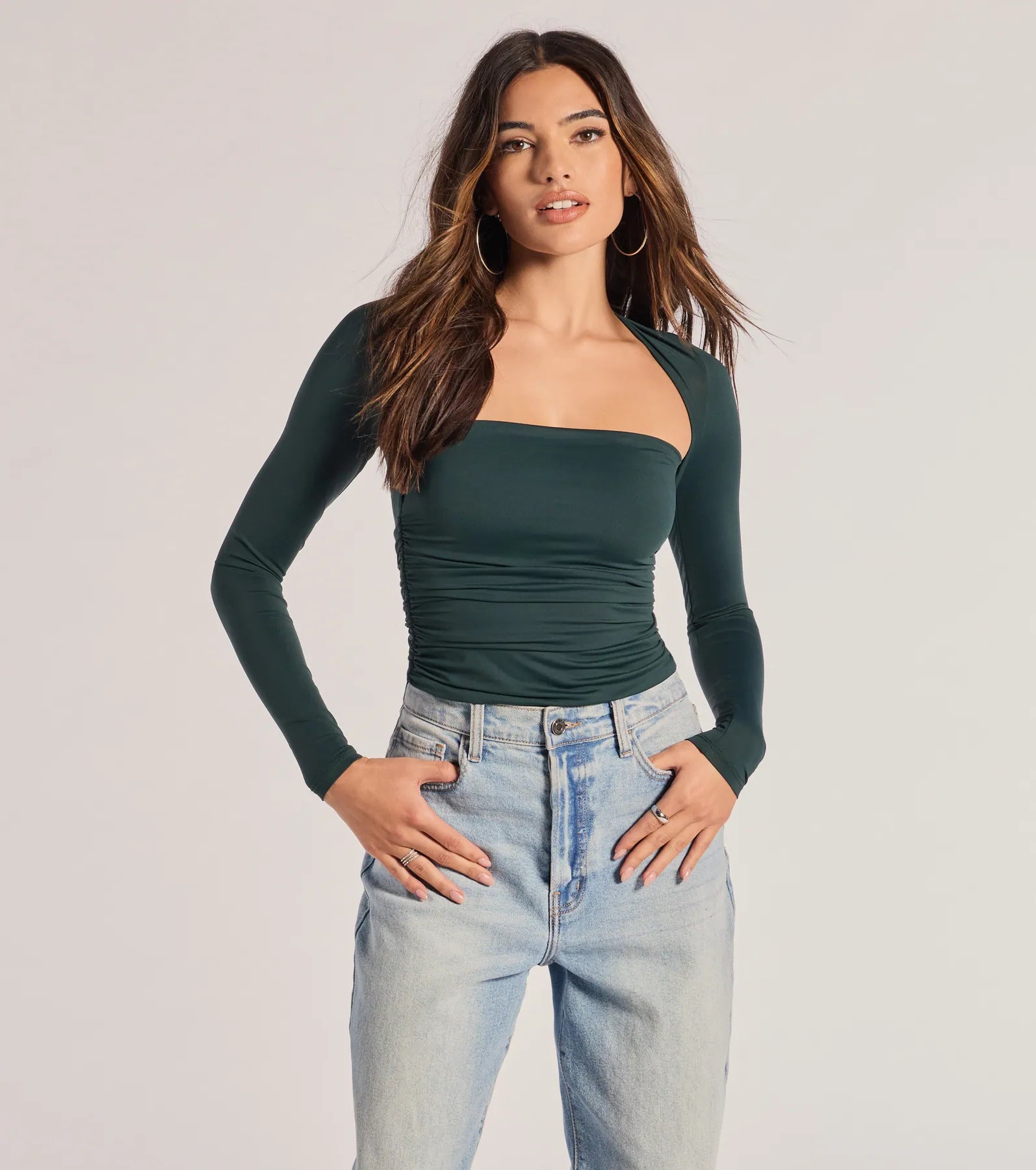 women's tops for those who want to create outfits that are both unique and memorableEffortlessly Chic Long Sleeve Ruched Top