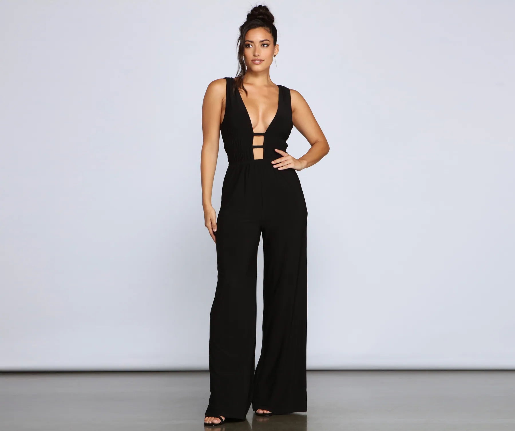 women's fitted jumpsuitsChic Sultry Sleeveless Jumpsuit