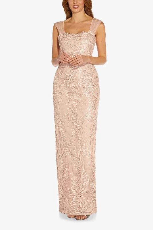 ready-to-wear gown dressesAdrianna Papell AP1E209623 Long Sleeveless Formal Dress