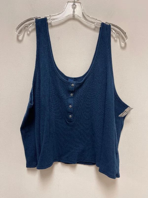 chic women's tops for everyday wearNavy Top Sleeveless Old Navy, Size 2x