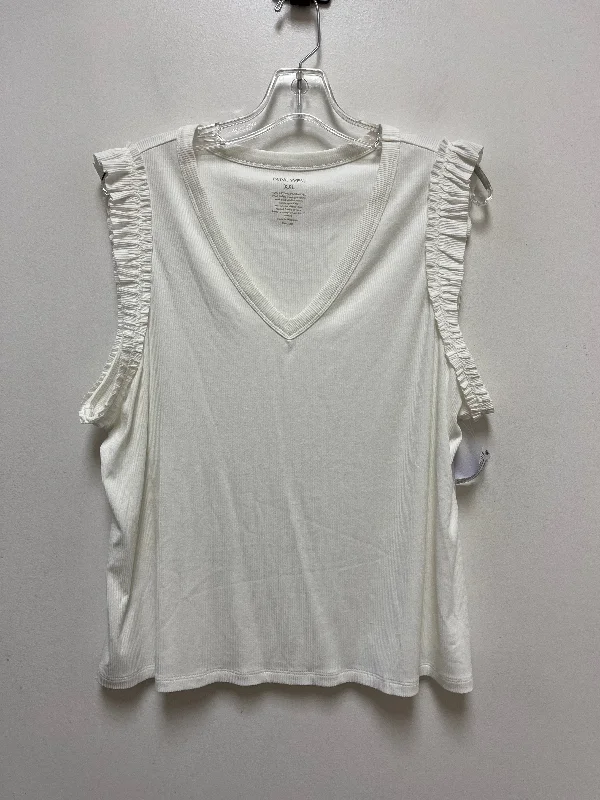 women's tops for those who want to create outfits that are both unique and memorableWhite Top Sleeveless Nine West, Size 2x